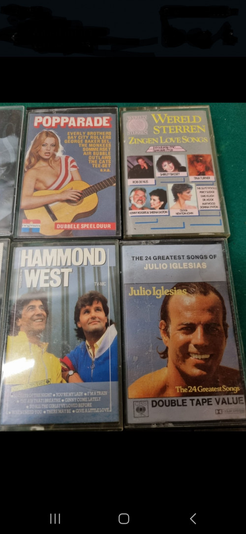 cassettebandjes origineel 13 stuks