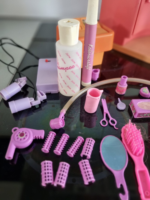 barbie beauty salon 1983