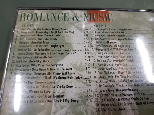 Cd, dubbel cd Romandce + Music, 40 beautiful romantic melodi