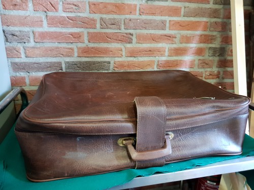 Koffer, retro vintage, van bruin leer