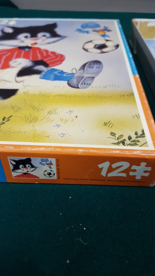 Puzzel voetballende poes, 12 stukjes, met doos