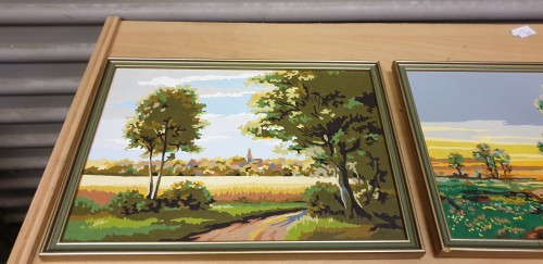 Schilderijen met afbeelding van landschap, in houten goudkle