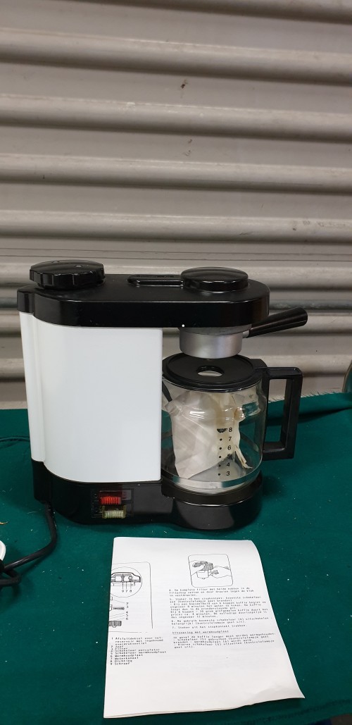 Koffiezetapparaat K500 met druksysteem, geen filters nodig