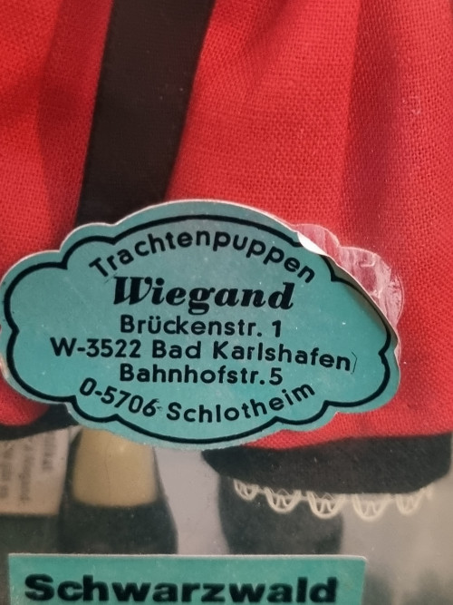 -	Poppen wiegand vintage wizer schwarzwald