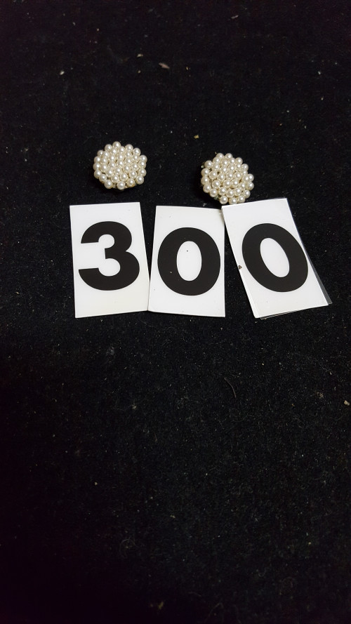 [ 300] clip oorbellen, witte parels metaal