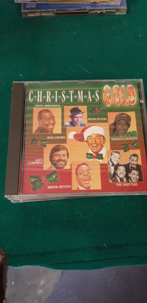 cd christmas gold