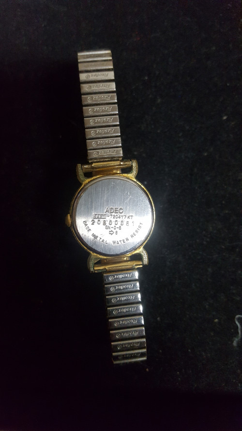 s 319 ,horloge, vintage