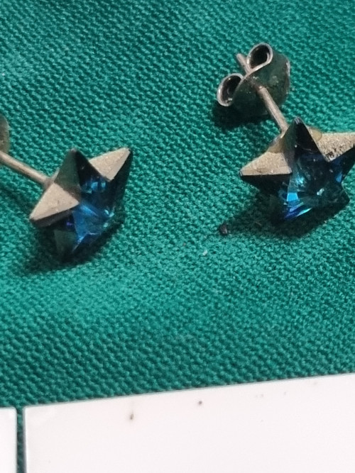 Oorbellen stellen met blauwe steen zilver no608, swarovski