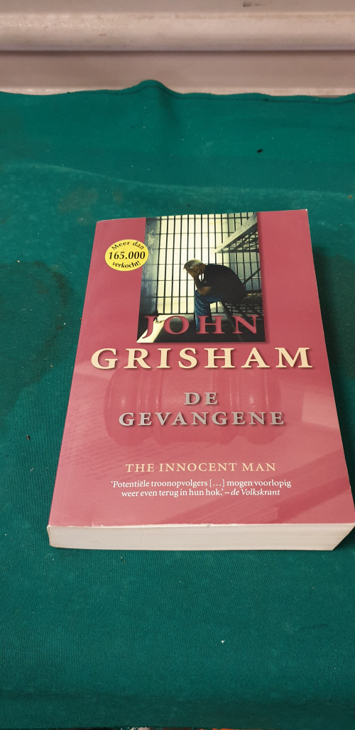 boek john grisham, de gevangenen