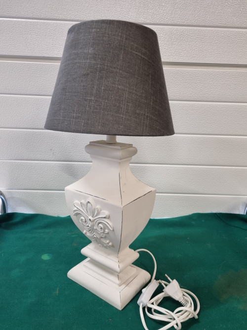 Tafellamp hout wit met grijze kap