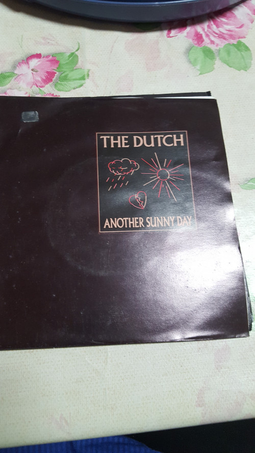 single the dutch anothex sunny day