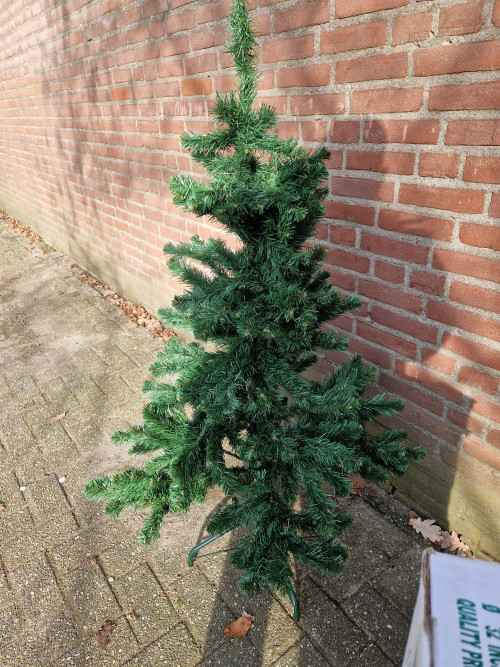 Kerstboom 140 cm hoog triumph nr 5
