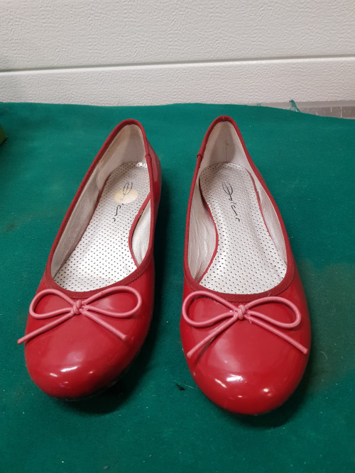 Dames schoenen instappers rood