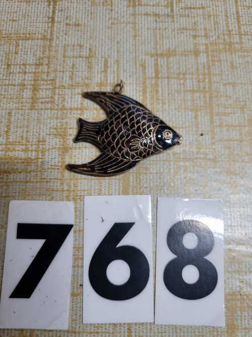 kettinghanger maan vis zwart goud kleurig 768