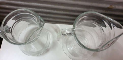 glazen kannen voor water