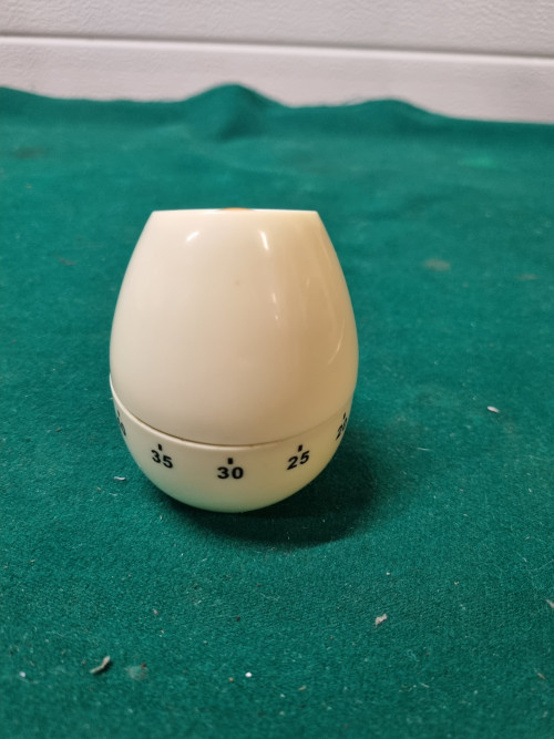 Kookwekker in de vorm van een ei