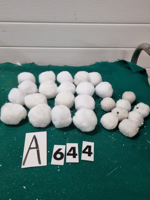 Sneeuwballen stof wit 25 stuks, [a644]