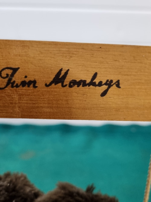 monchhichi twin monkey's op schommel