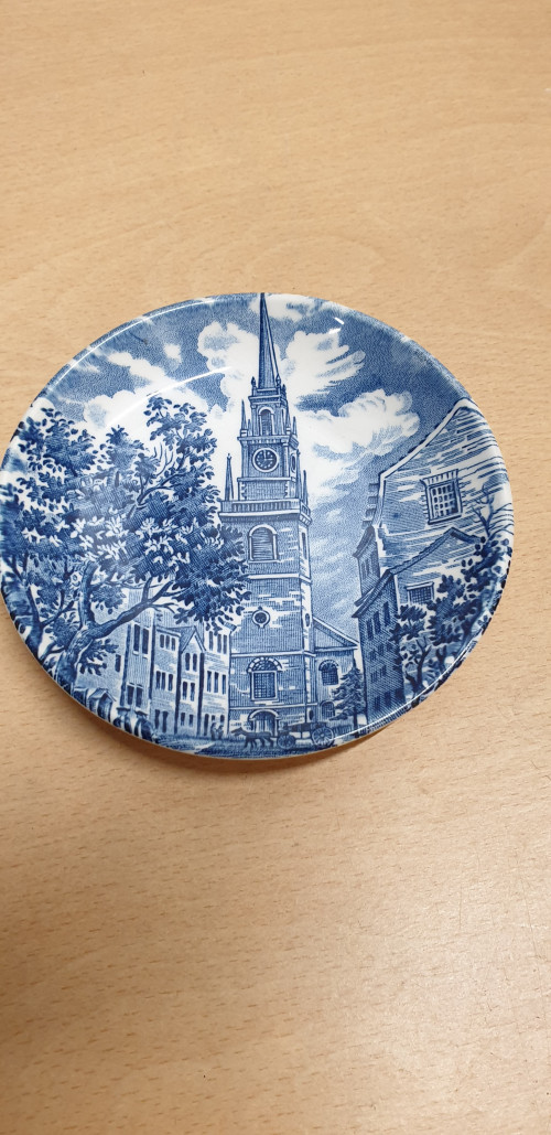 bordje Delfts blauw keramiek afbeelding kerk