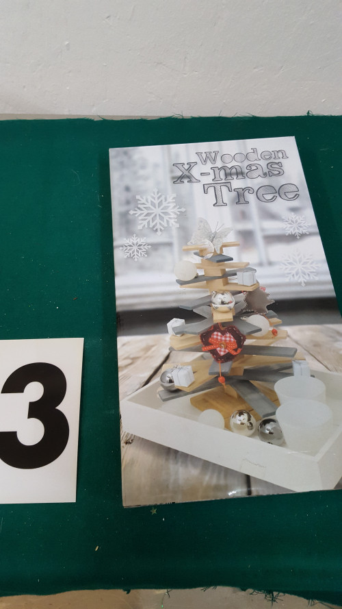 3] kerstboompje van hout