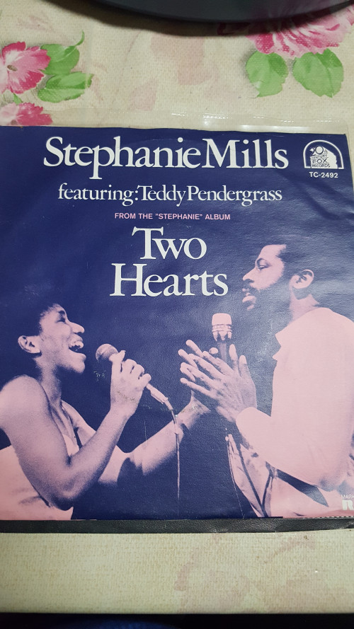 single stephanie mills two hearts