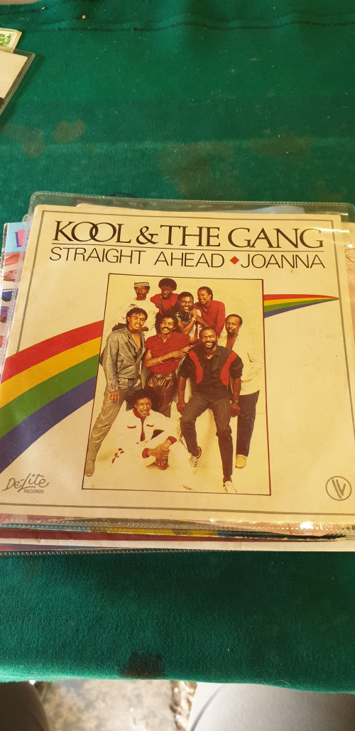 single, kool en the gang,straight ahead, joanna