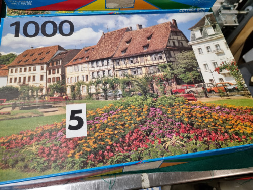 Legpuzzels 9x van 1000 stukjes