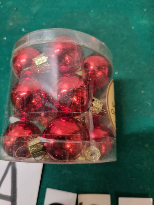 kerstballen mini rood 18 stuks [a906/2]