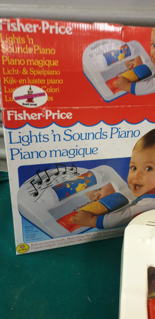 kijk en luister piano fisher price,