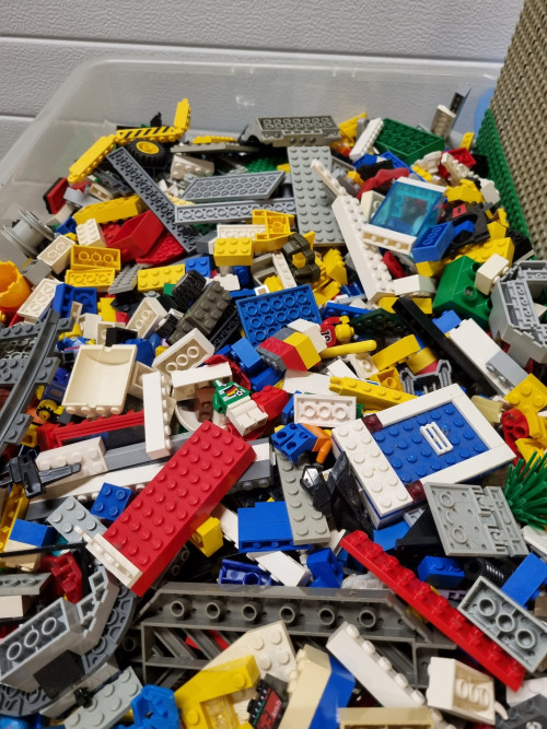 -	Lego veel met truck 8109 2 bakken