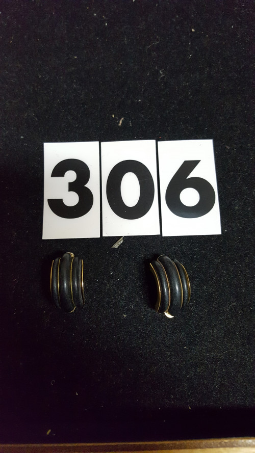 [ 306 ] oorbellen, zwart en goud, metaal en kunststof,