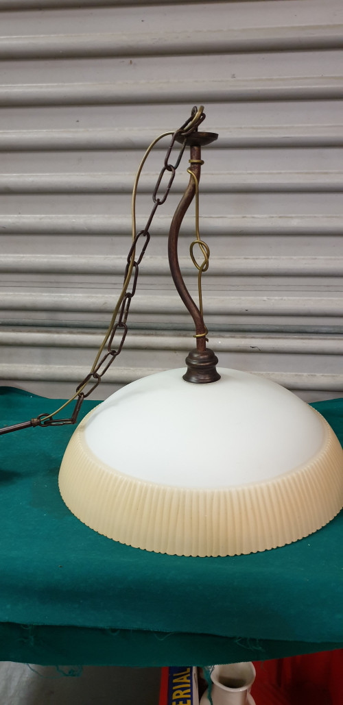 hanglamp met glas schaal en ketting