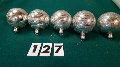 kerstballen [127 ] zilver met glitter
