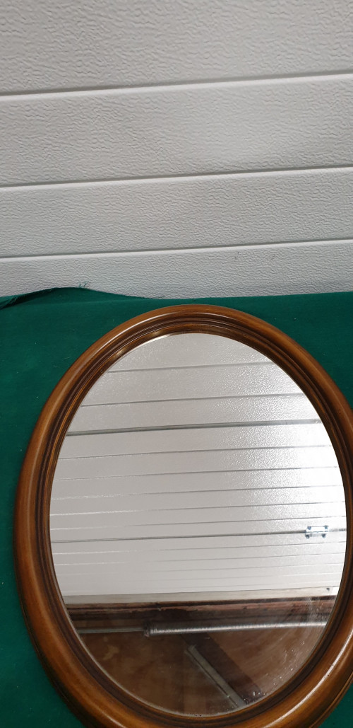 -	Spiegel retro mahoniehout, ovale spiegel