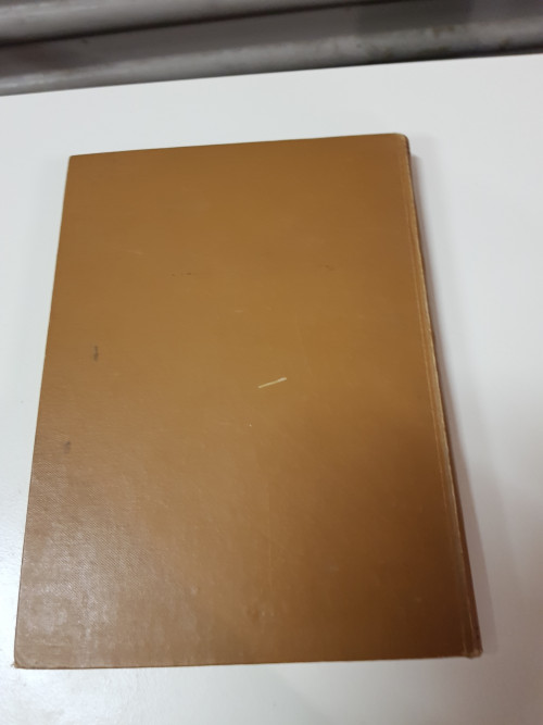 boek uit 1919, uit de school geklapt