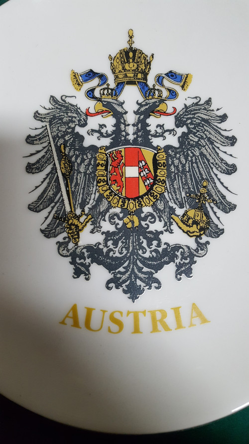 wandbord [3 ] aardewerk austria km