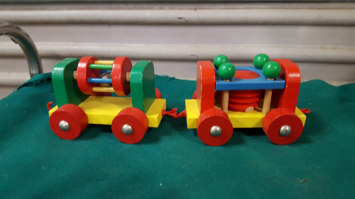 houten speelgoed trein met geluid