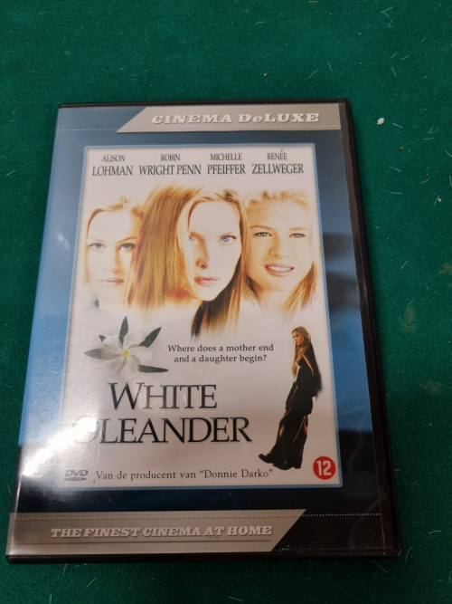 Dvd white oleander