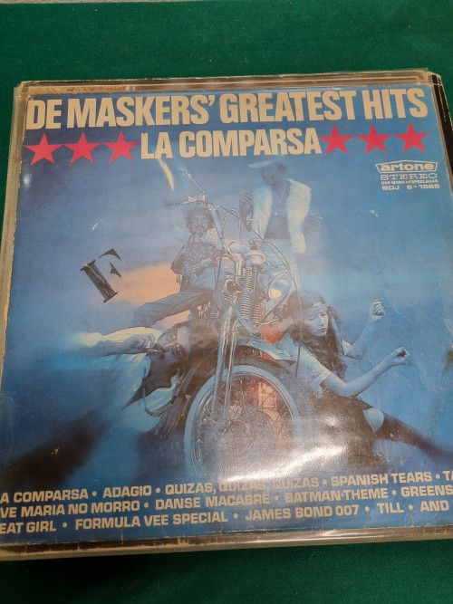 -	Lp, de maskers’ greatest hits
