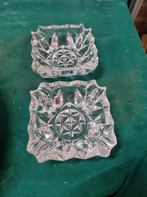 asbakken kristal 2 stuks