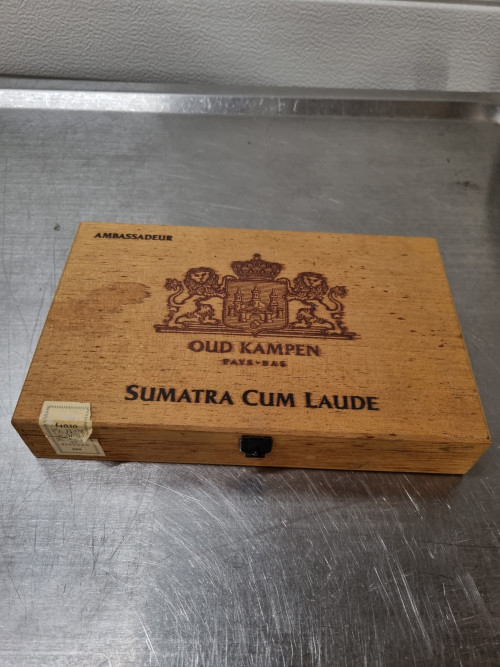 Sigarenkistje sumatra cum laude oud kampen