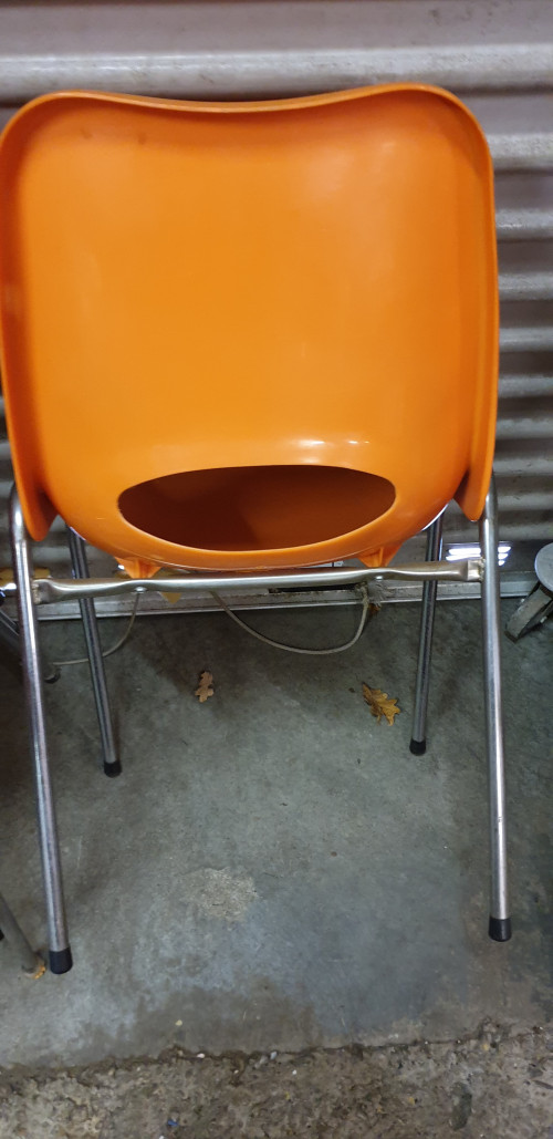 stoelen oranje ws design molding