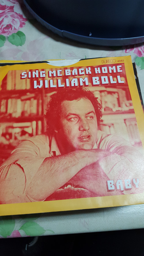 single sing me back home, william boll
