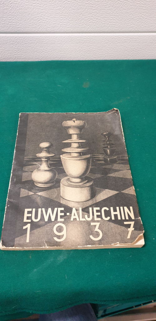 -	boek euwe-aljechin 1937