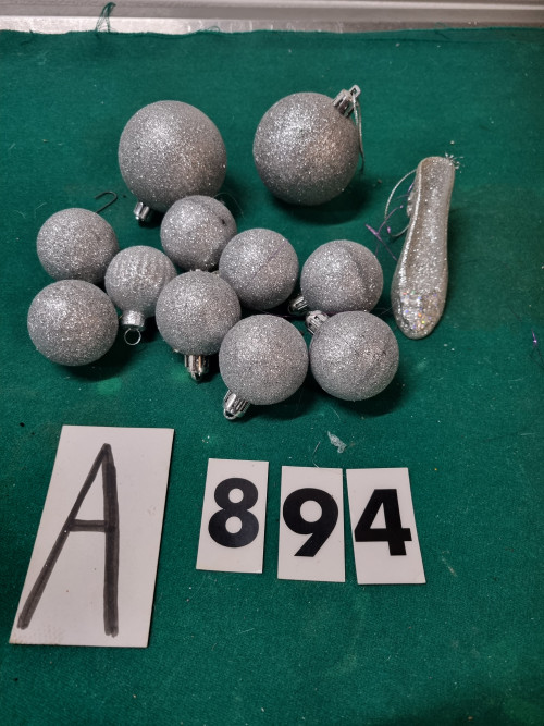 kerstballen glitter zilverkleurig 12x [a894]