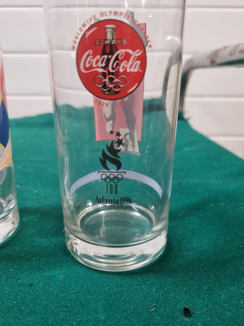 Coca cola glazen drie stuks verschillende