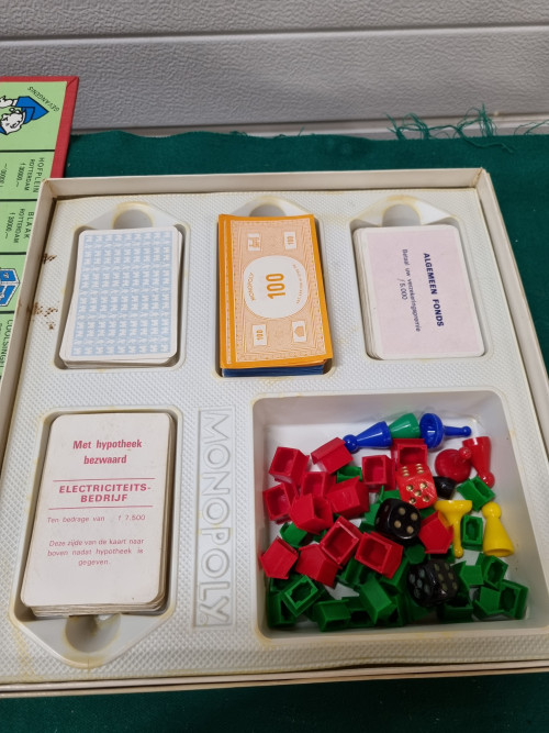 Monopoly 1961 clipper games en toys