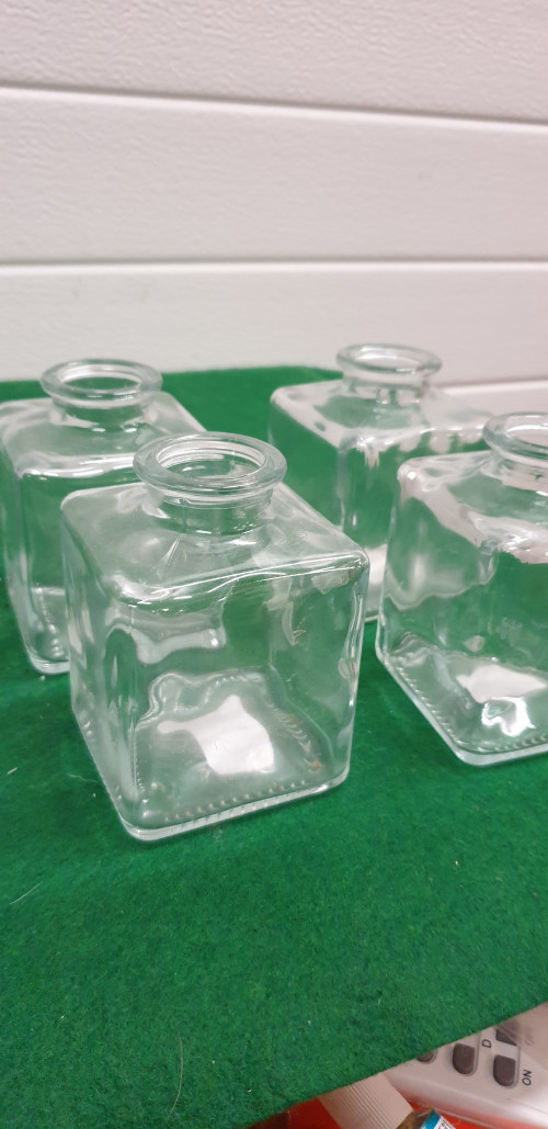 vazen 4 stuks van glas