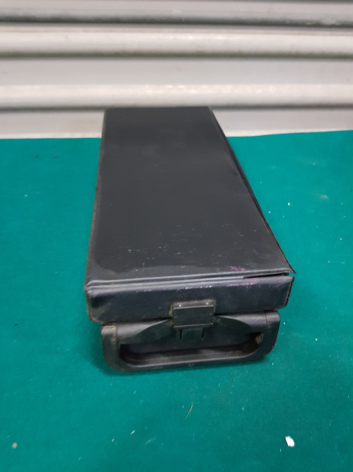 cassette band box zwart