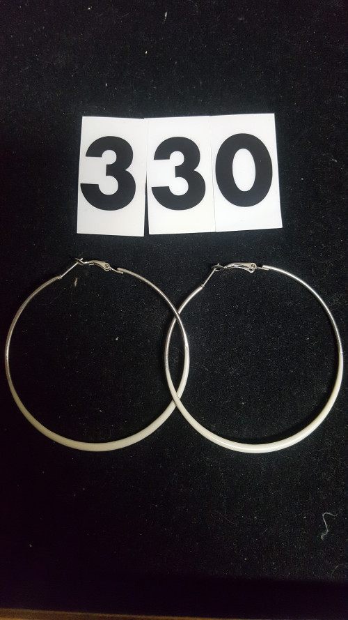s 330, oorbellen , hangers, zilver wit